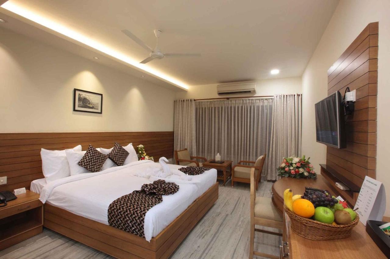 Hotel Anjali Park Kottayam Extérieur photo